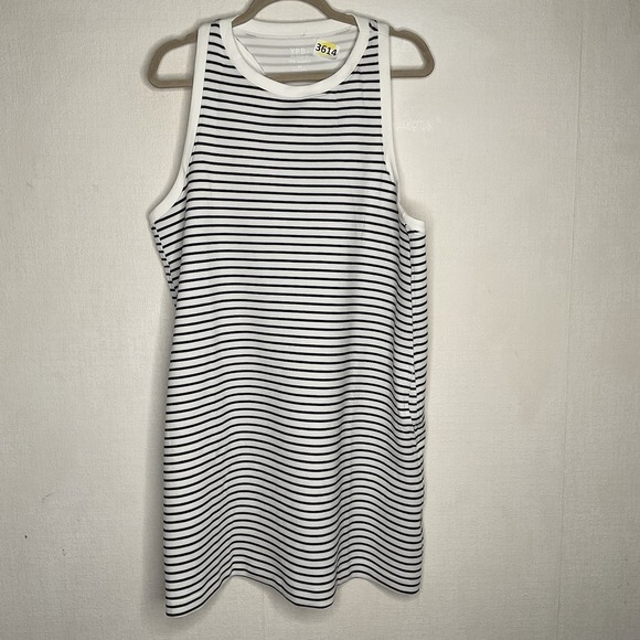 Abercrombie & Fitch Dresses & Skirts - Abercrombie & Fitch YPB neoKNIT Unlined Mini Dress Size XL Striped Sporty Casual
